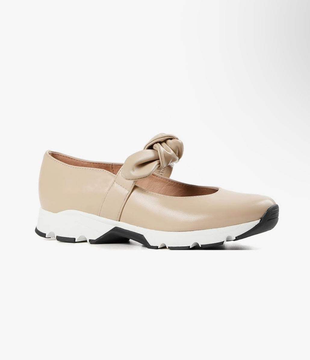 All Black Big Bow MJ Nude