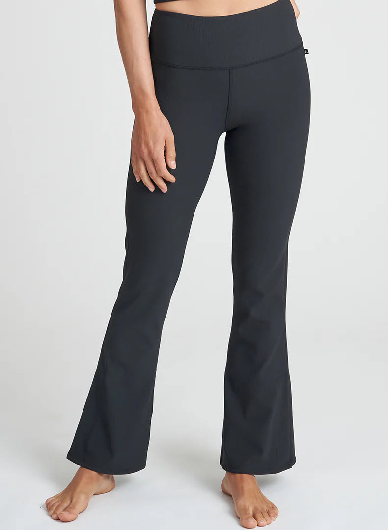 Thrive Societe Side Slit Flare Legging