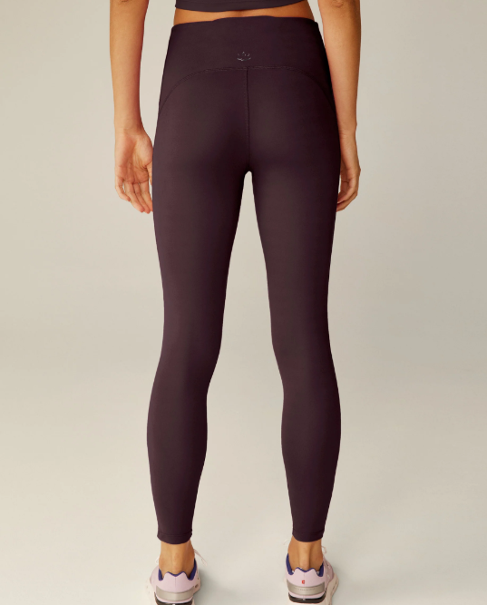 Beyond Yoga POWERBEYOND™ Midi Legging 2.0 - Rich Plum
