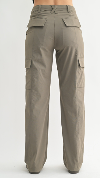 Sweet Soles Mid-Rise Wide Leg Cargo Pant Olive
