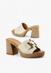 All Black Buckle in Hielo