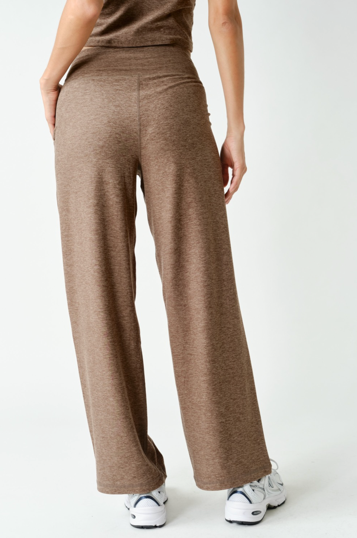 Sweet Soles Courtside Actve Pant - Truffle