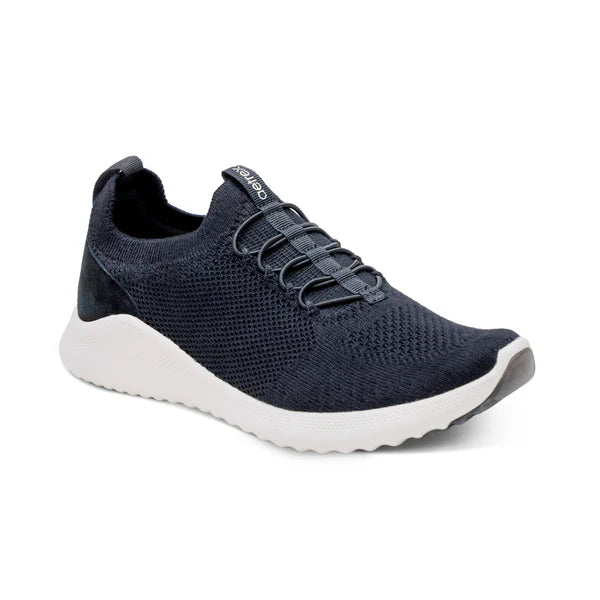 Aetrex Kinsley Arch Support Sneaker - Black