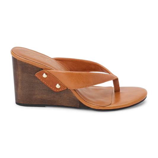 Matisse Maryland Wedge Sandal in Butterscotch