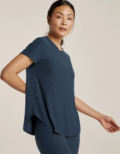 Beyond Yoga Featherweight Down Low Tee Navy