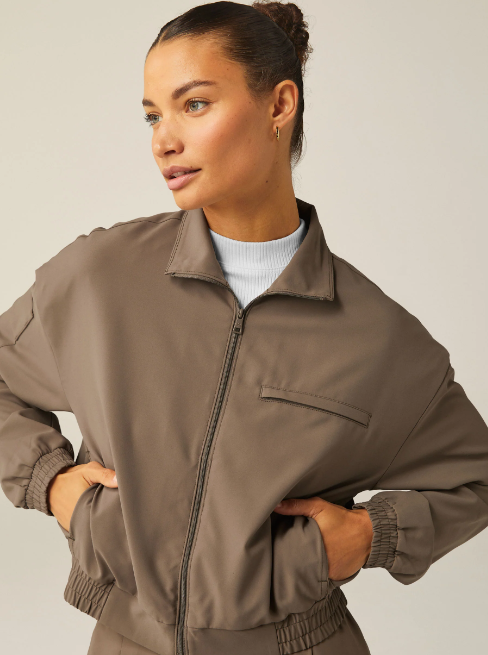 Beyond Yoga Status Jacket Dune