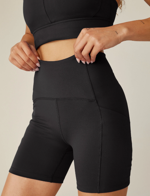 Beyond Yoga Power Beyond Strive Pocket Biker Short Black