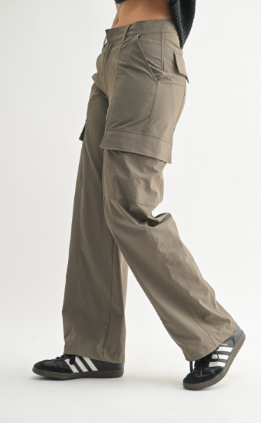 Sweet Soles Mid-Rise Wide Leg Cargo Pant Olive