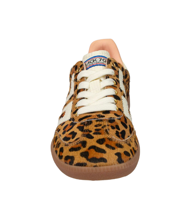 BACK 70 Cloud Leopard