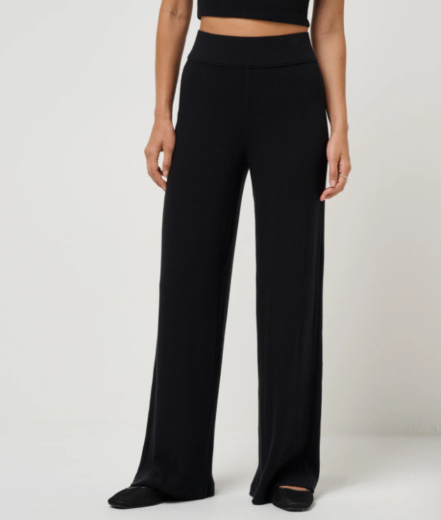 Travis Mathew Women's Evening Retreat Pant Black