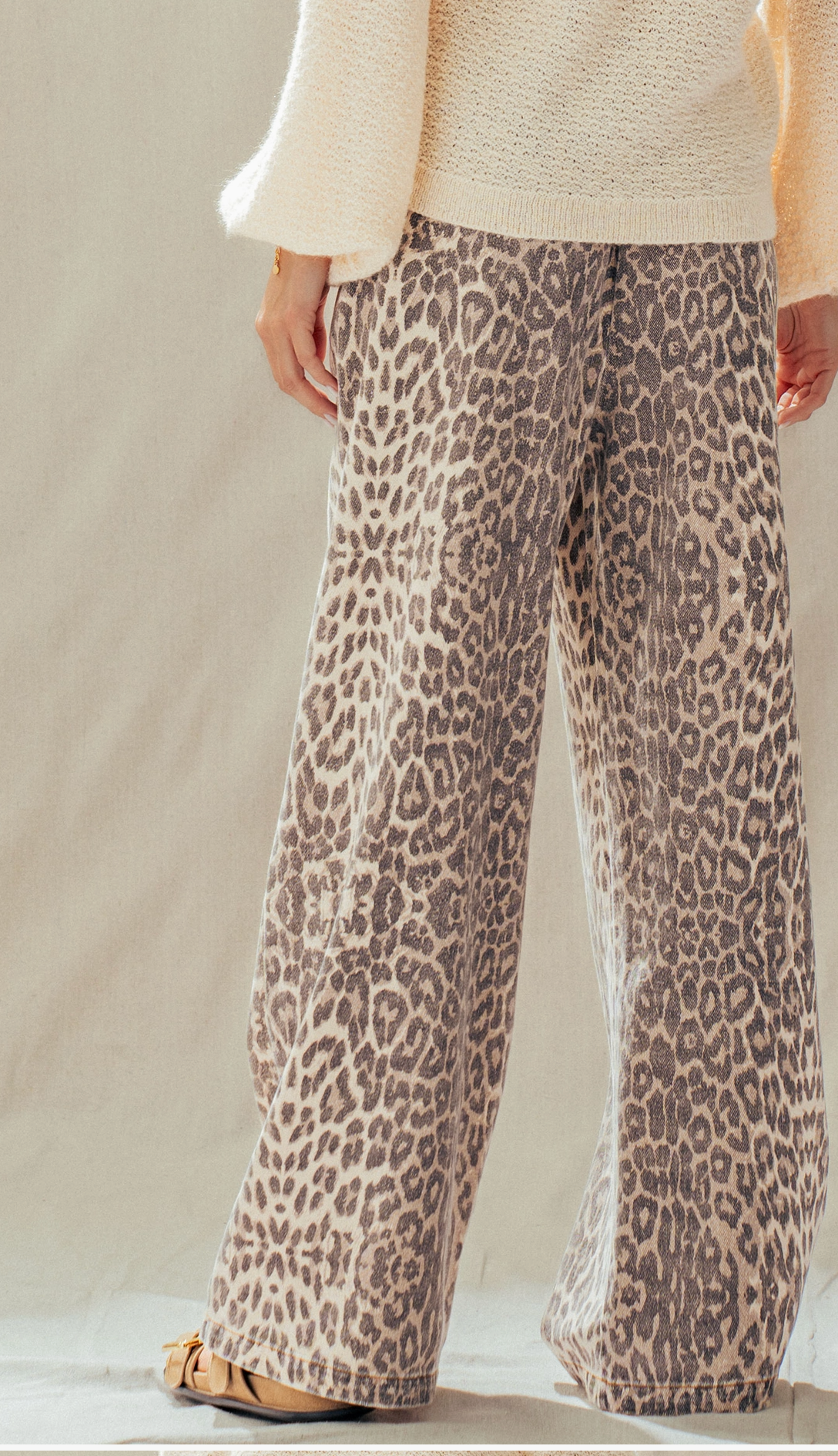 Urban Daisy Leopard Print Wide Leg Cotton Pant with Drawstring